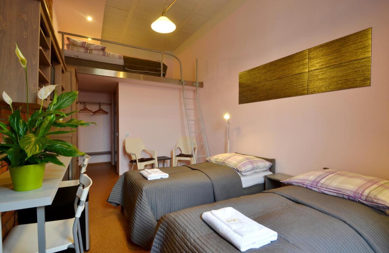 Bed&Breakfast Mikunda Chrzanów Extérieur photo